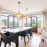 Negri Grand Villa *